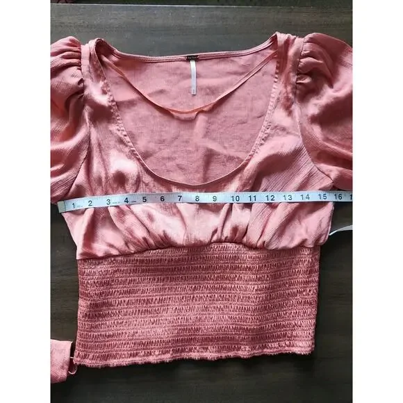 Free People Santiago blouse in Pink Cinnamon long sleeve satin top Size Medium - Picture 8 of 10